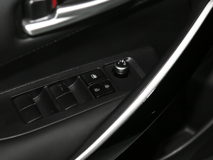 20211.2T S-CVT Ş п؅^(q)