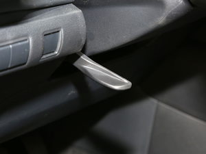 20211.2T S-CVT Ӣ п؅^(q)