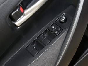 20211.2T S-CVT Ӣ п؅^(q)