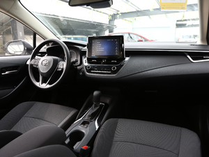 20211.2T S-CVT Ӣ п؅^(q)