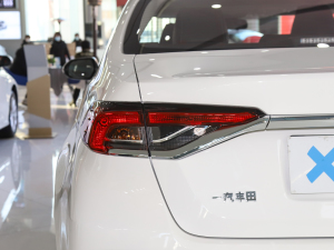 20211.2T S-CVThPLUS ^