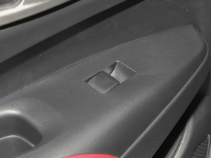 2021TNGA 1.5L CVT GR SPORT\Ӱ ܇ƅ^