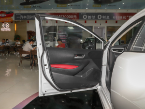 2021TNGA 1.5L CVT GR SPORT\Ӱ {λ܇T