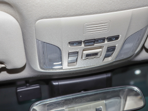 2021TNGA 1.5L CVT GR SPORT\Ӱ п؅^(q)