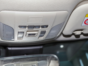 2021TNGA 1.5L CVT GR SPORT\Ӱ п؅^(q)