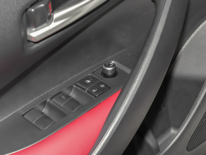 2021TNGA 1.5L CVT GR SPORT\Ӱ п؅^(q)