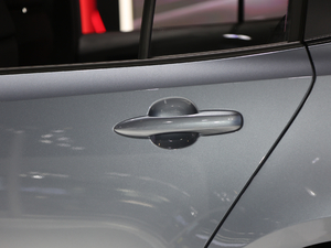 2021p 1.8L E-CVTӢ ^