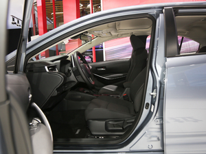 2021p 1.8L E-CVTӢ ǰſg