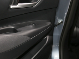 2021p 1.8L E-CVTӢ g