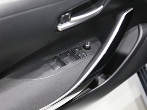 2021p 1.8L E-CVTӢ {܇(ch)ƅ^(q)	