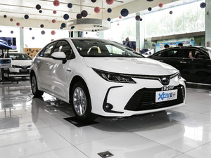 2021p 1.8L E-CVTӢ w^