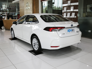 2021p 1.8L E-CVTӢ 45