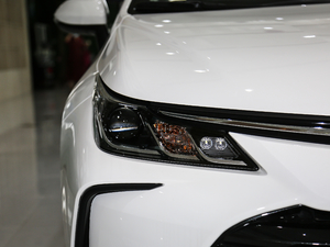 2021p 1.8L E-CVTӢ ^