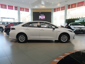 2021p 1.8L E-CVTh w^