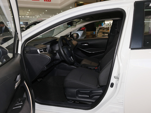 2021p 1.8L E-CVTh ǰſg