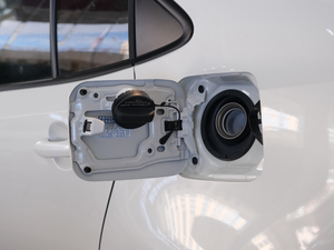 2021p 1.8L E-CVTh (ji)^