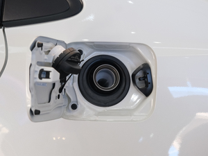 2021p 1.8L E-CVTh (ji)^