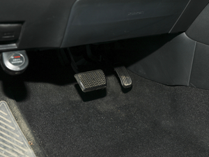 2021p 1.8L E-CVTŞ п؅^(q)