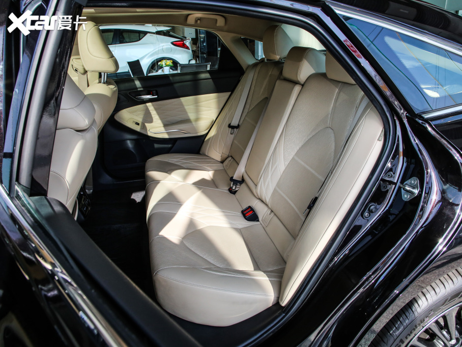 2021 2.5L TouringFSPORT	