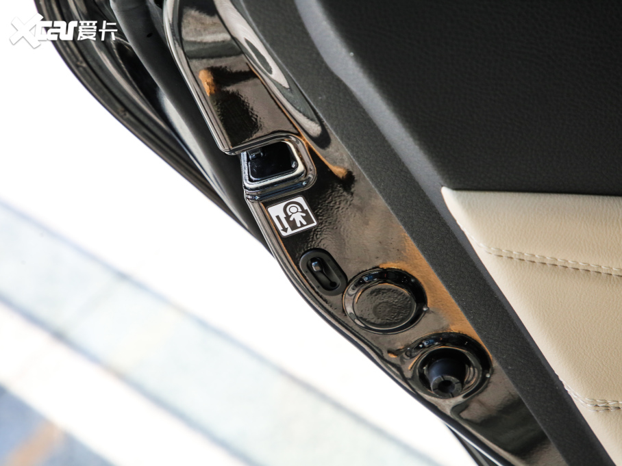 2021 2.5L TouringFSPORT	