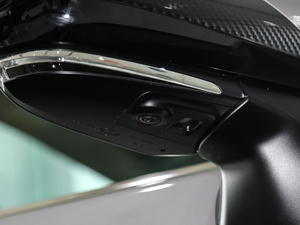 20212.5L TouringFSPORT	 ^