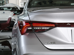 20212.5L TouringFSPORT	 ^