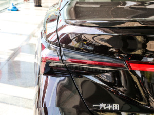 20212.5L TouringFSPORT	 ^