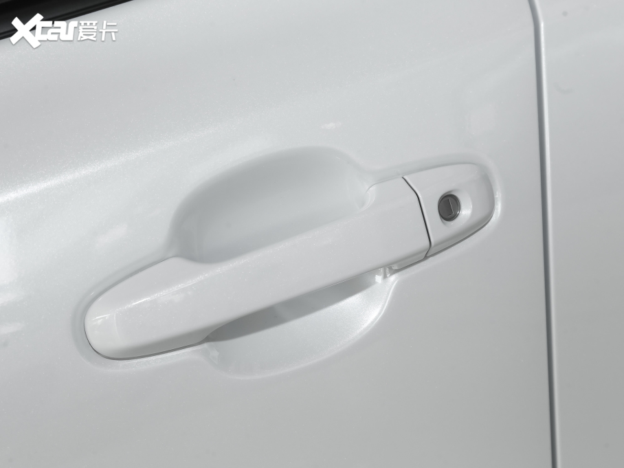 2021���ȝ�IZOA 2.0L ���а�