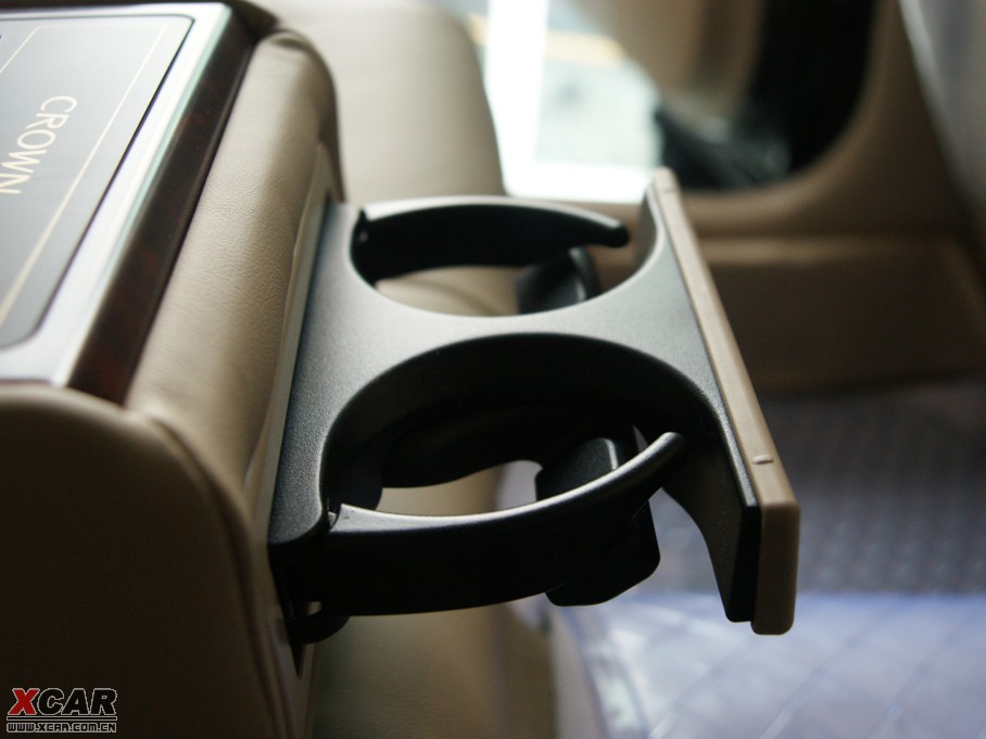 2010ʹ 3.0L Royal Saloon