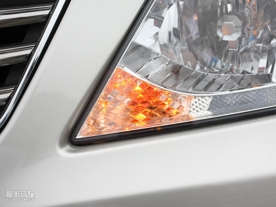 2010ʹ 2.5L Royal Ƥ촰