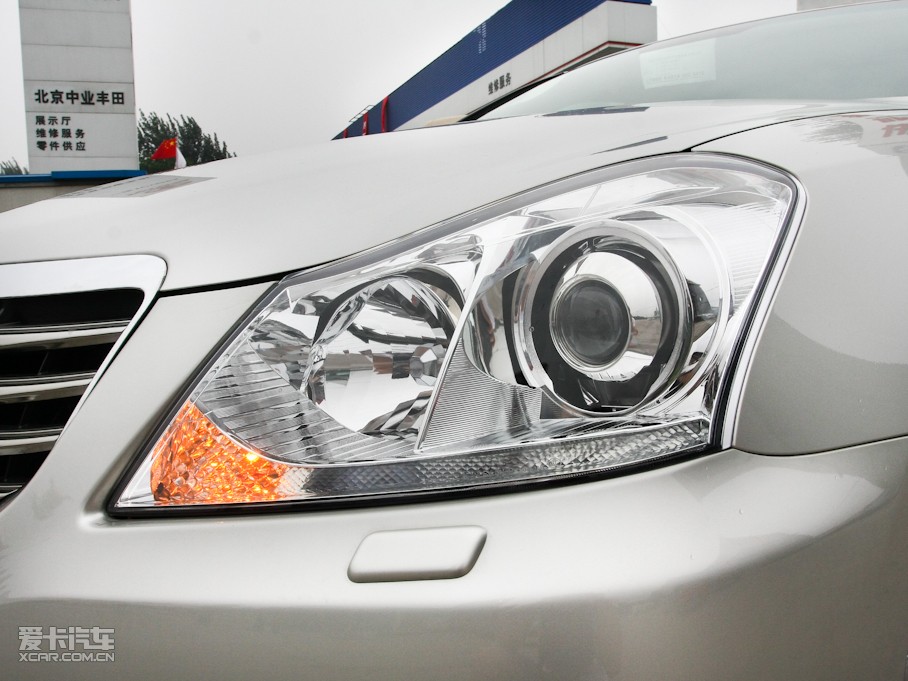 2010ʹ 2.5L Royal Ƥ촰