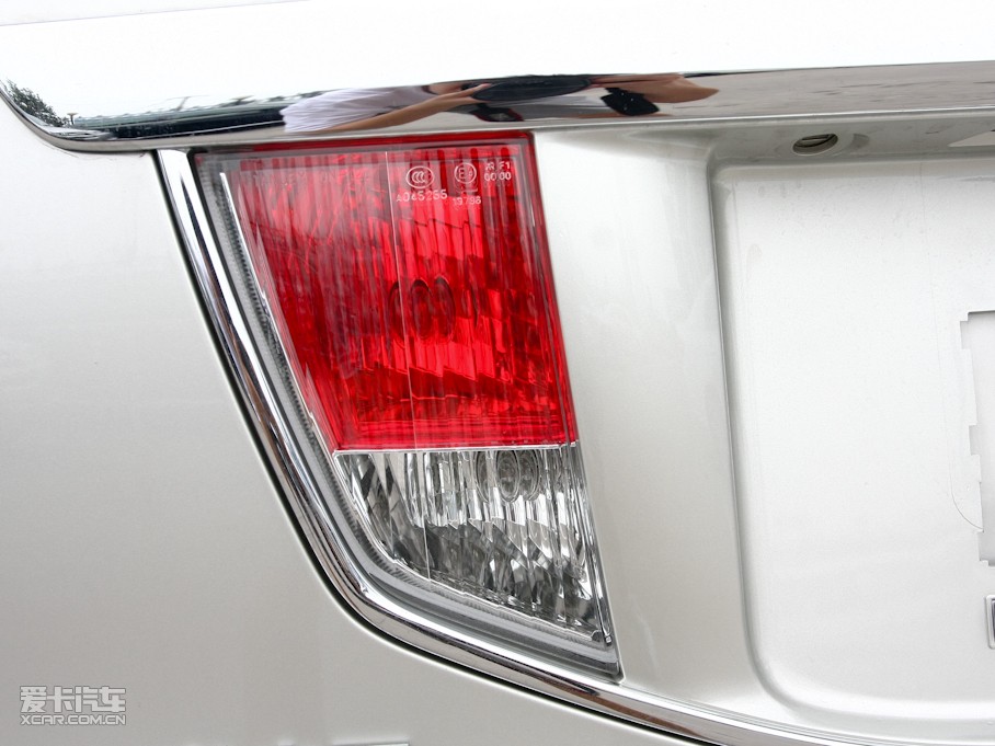 2010ʹ 2.5L Royal Ƥ촰