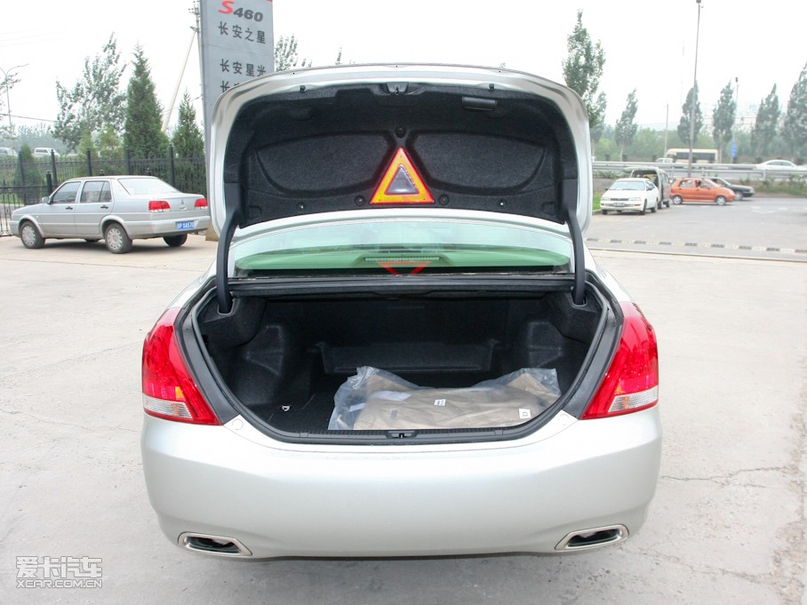 2010ʹ 2.5L Royal Ƥ촰