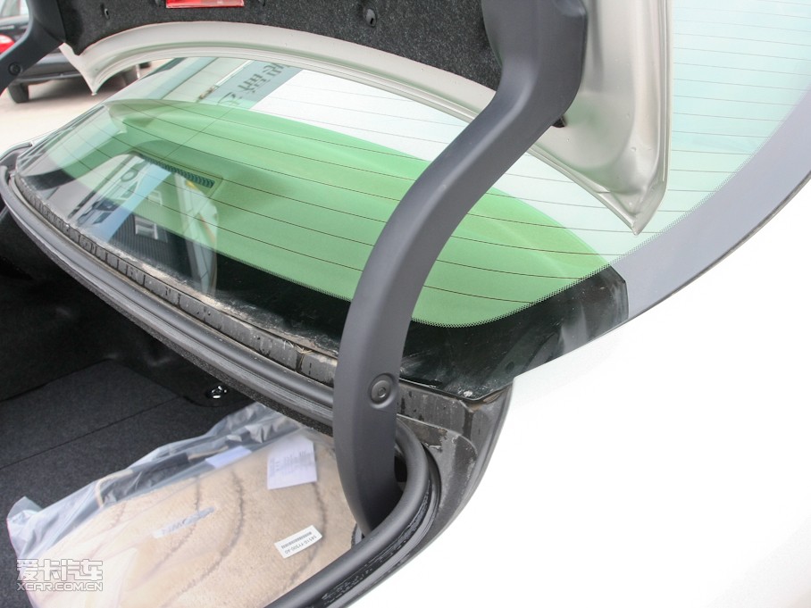 2010ʹ 2.5L Royal Ƥ촰