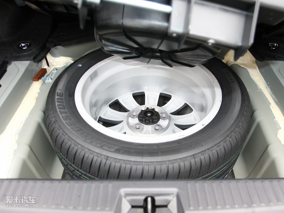 2010ʹ 2.5L Royal Ƥ촰