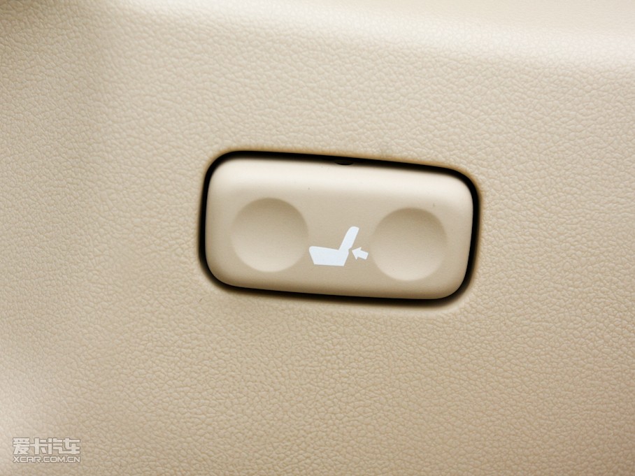 2010ʹ 2.5L Royal Ƥ촰