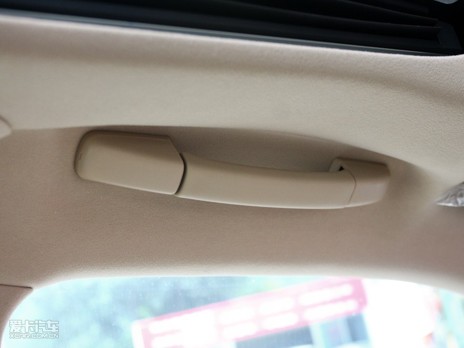 2010ʹ 2.5L Royal Ƥ촰