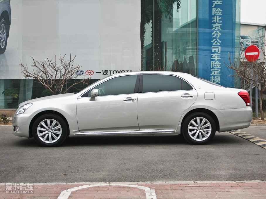 2010ʹ 3.0L Royal Ƥ