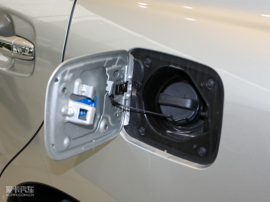 2010ʹ 3.0L Royal Ƥ