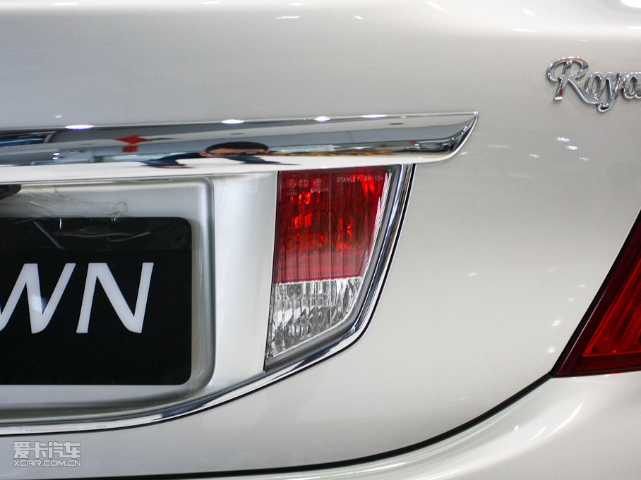 2010ʹ 3.0L Royal Ƥ