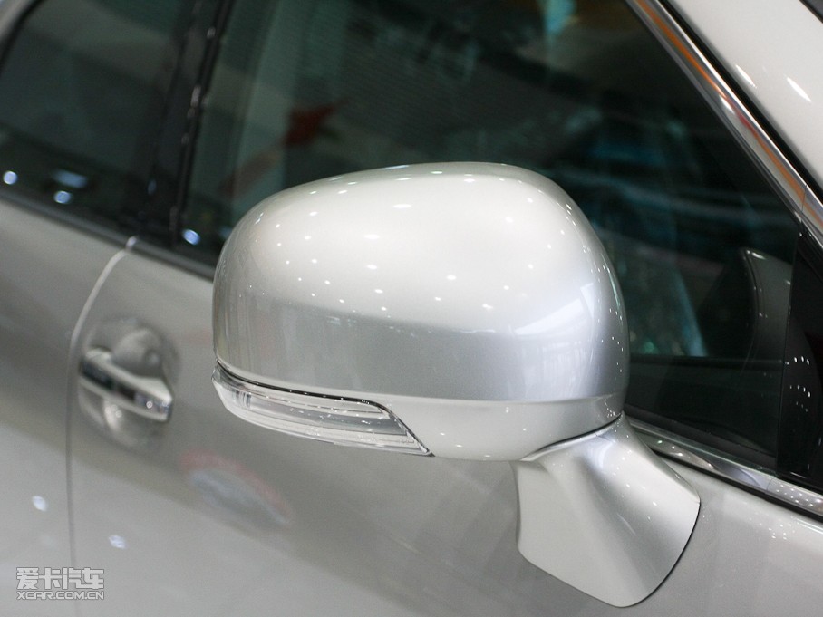 2010ʹ 3.0L Royal Ƥ