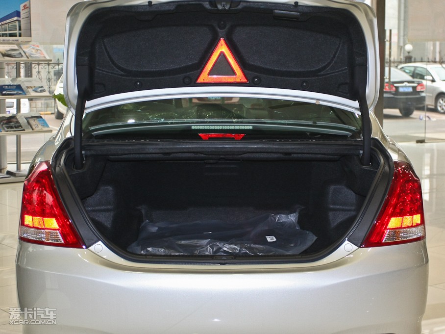 2010ʹ 3.0L Royal Ƥ