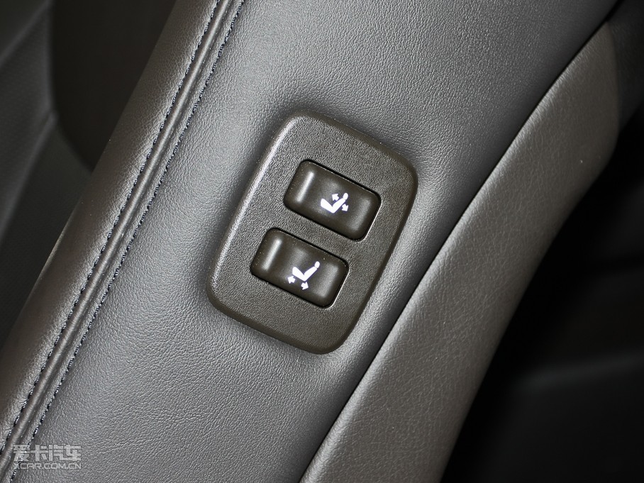 2010ʹ 3.0L Royal Ƥ