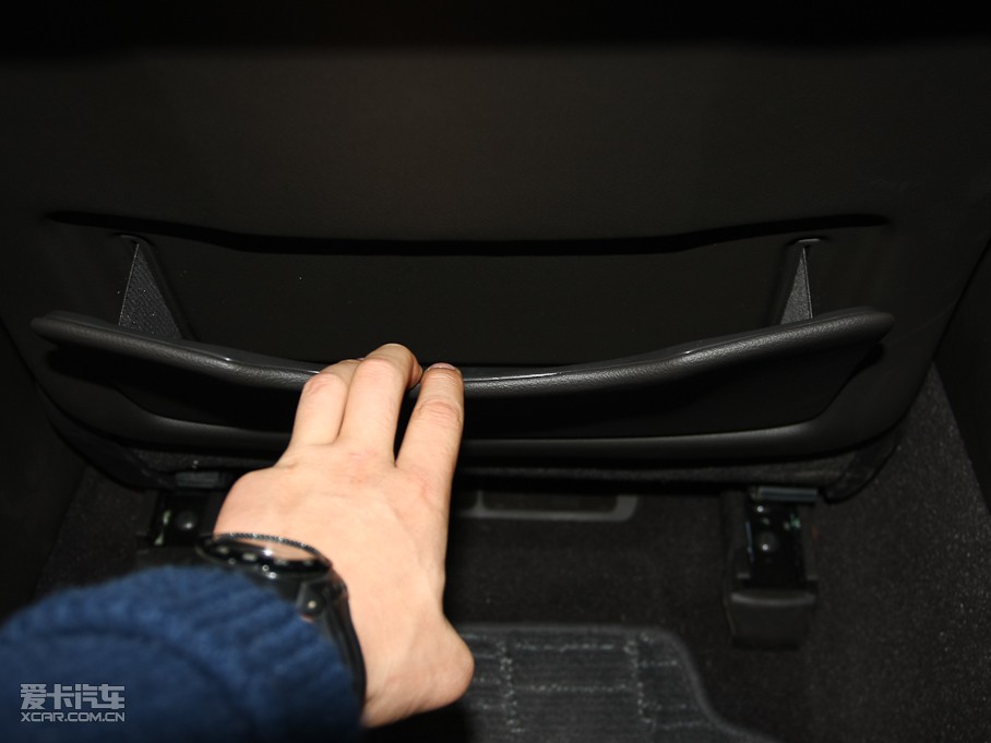 2010ʹ 3.0L Royal Ƥ