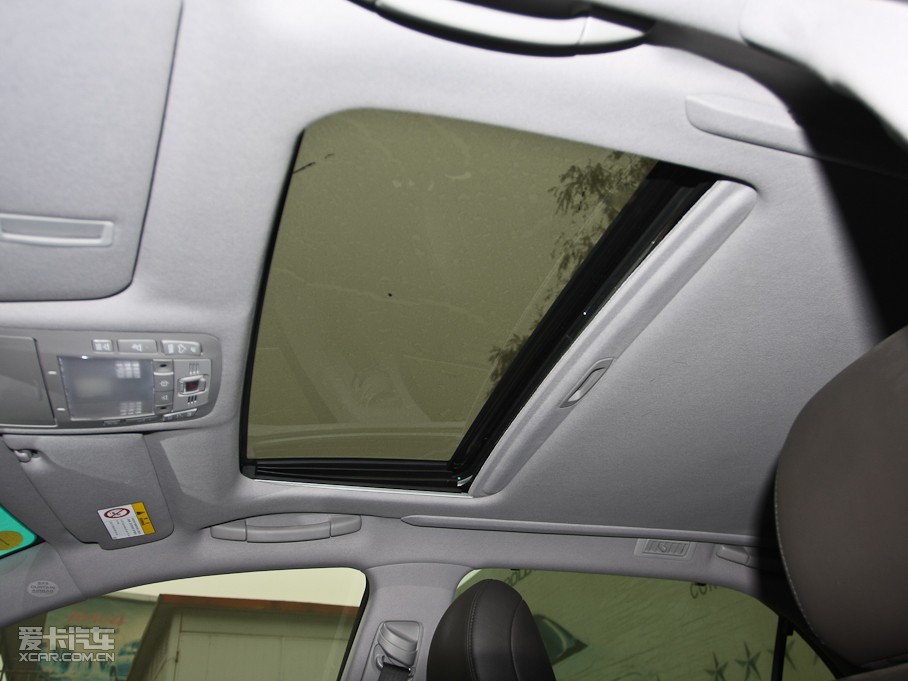 2010ʹ 3.0L Royal Ƥ