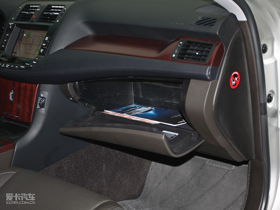 2010ʹ 3.0L Royal Ƥ