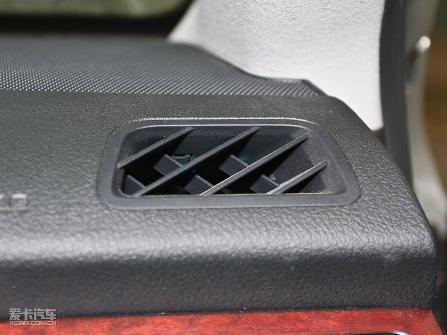 2010ʹ 3.0L Royal Ƥ