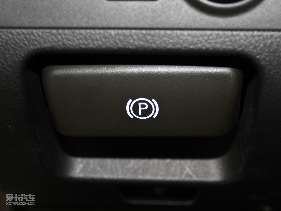 2010ʹ 3.0L Royal Ƥ