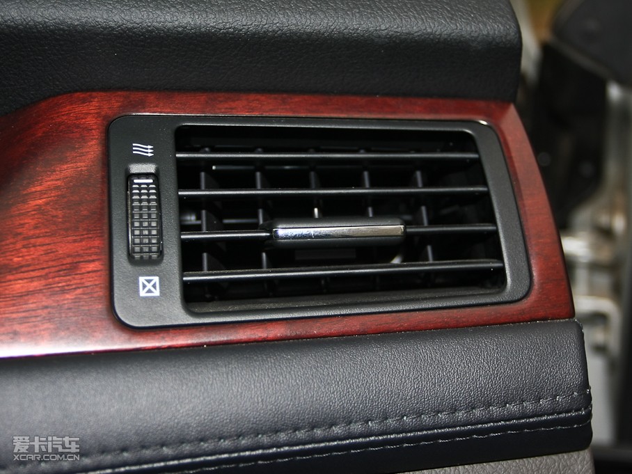 2010ʹ 3.0L Royal Ƥ