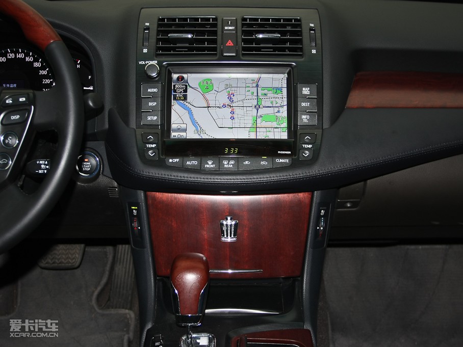 2010ʹ 3.0L Royal Ƥ